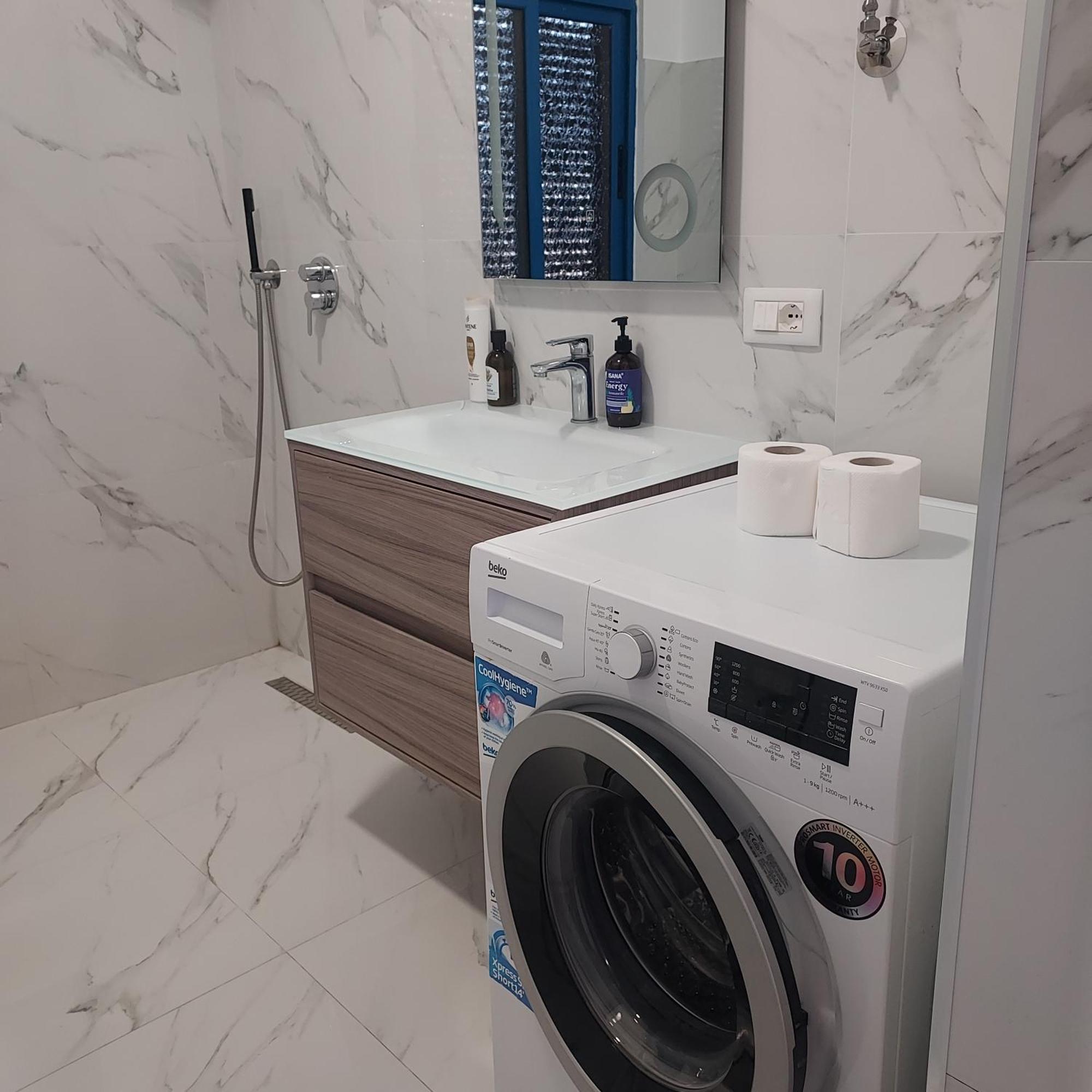 Martin Ferraj Riviera Apartment Vlore Bagian luar foto